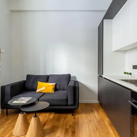 Bauhomm Zoia Suites Apartment *